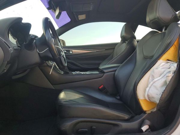 2020 INFINITI Q60 — DENT