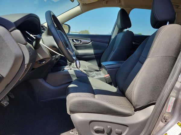 2018 NISSAN ROGUE — DENT