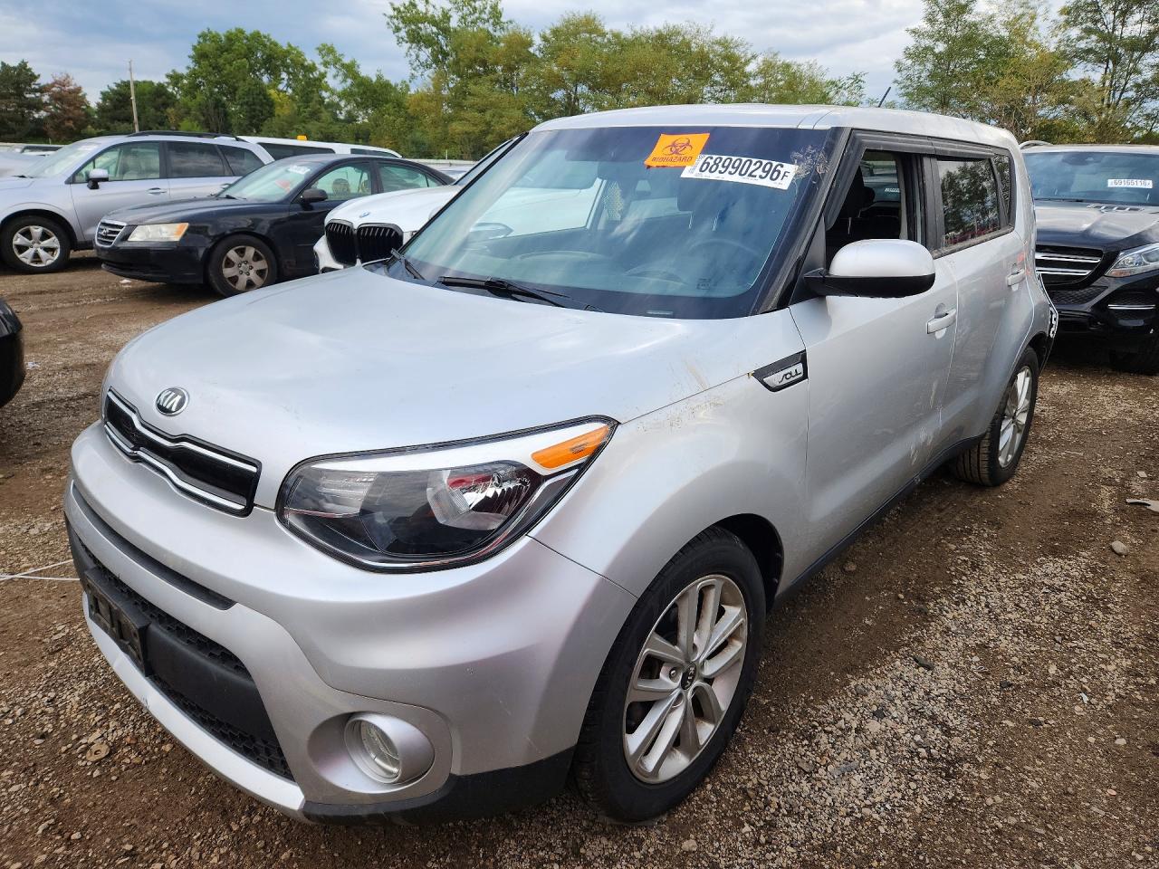 2017 KIA SOUL — Front 3/4