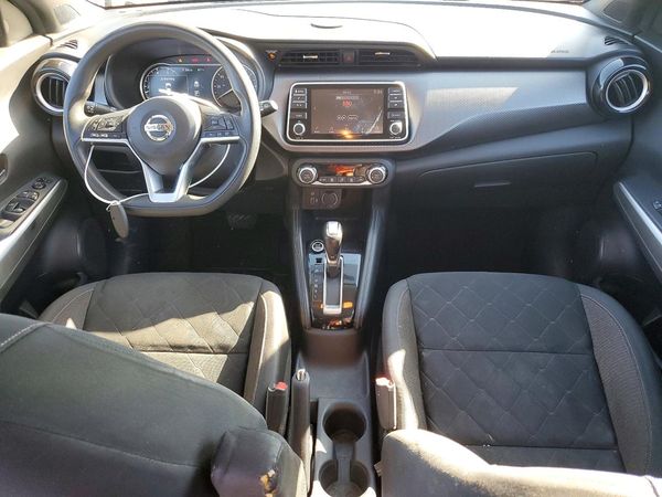2019 NISSAN KICKS