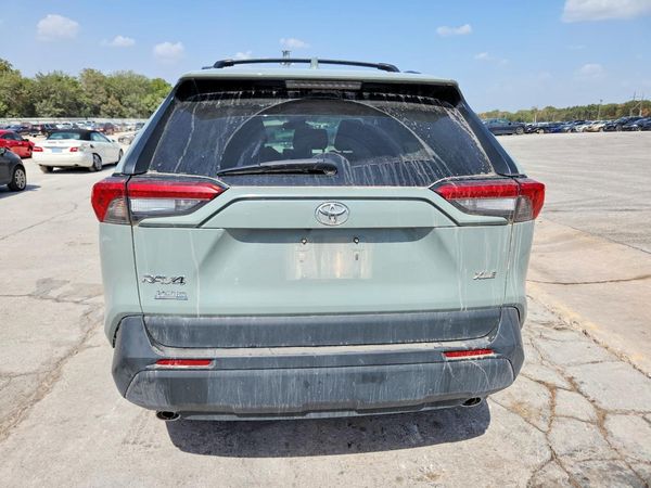 2021 TOYOTA RAV4 — DIRR
