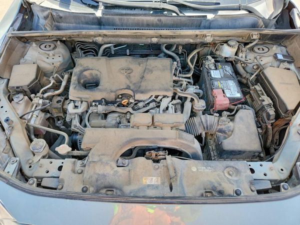 2021 TOYOTA RAV4 — Engine bay