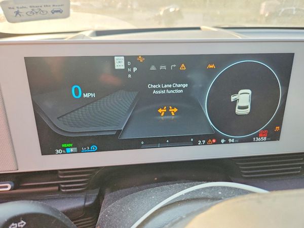 2023 HYUNDAI IONIQ Limited