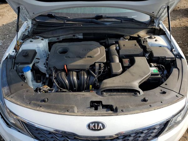 2020 KIA OPTIMA — Engine bay