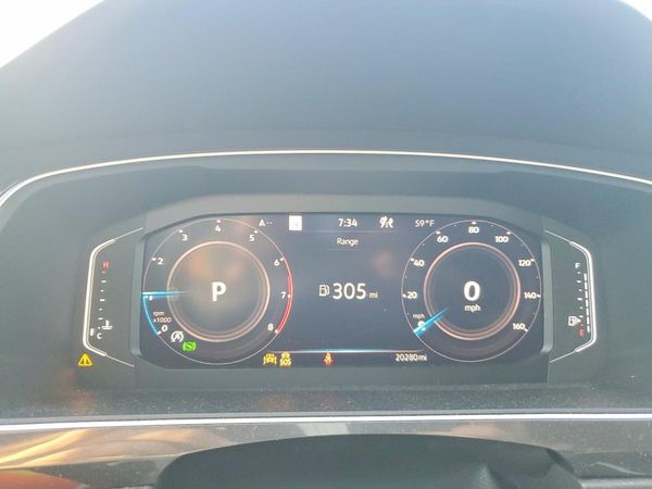 2024 VOLKSWAGEN TIGUAN 4Motion SEL R-Line Black