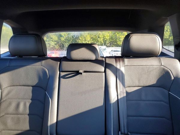 2024 VOLKSWAGEN TIGUAN 4Motion SEL R-Line Black