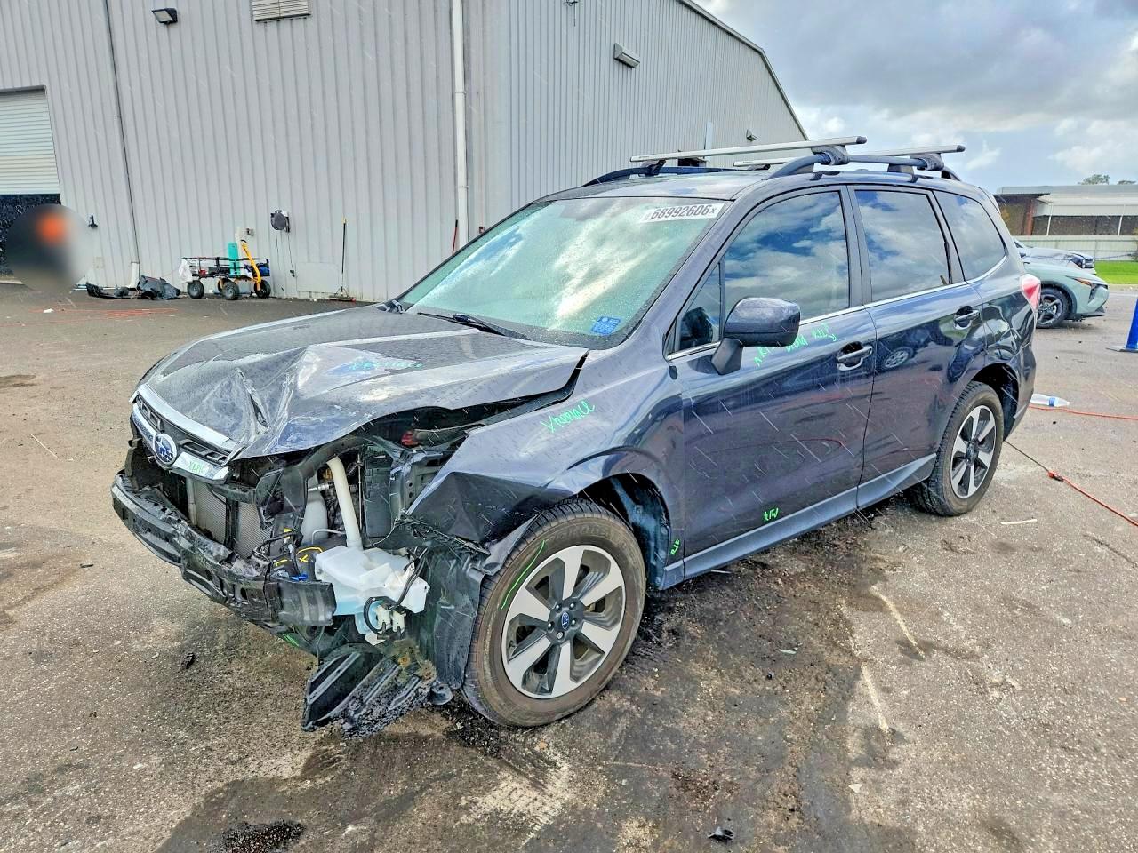 2018 SUBARU FORESTER Limited