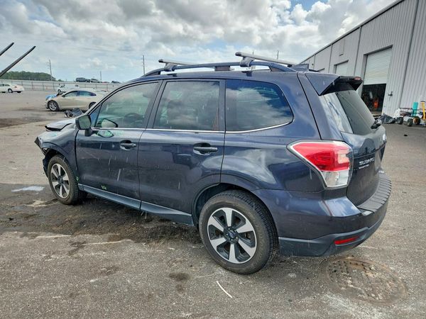 2018 SUBARU FORESTER Limited