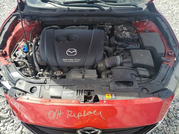 2016 MAZDA 3 SE — Engine bay