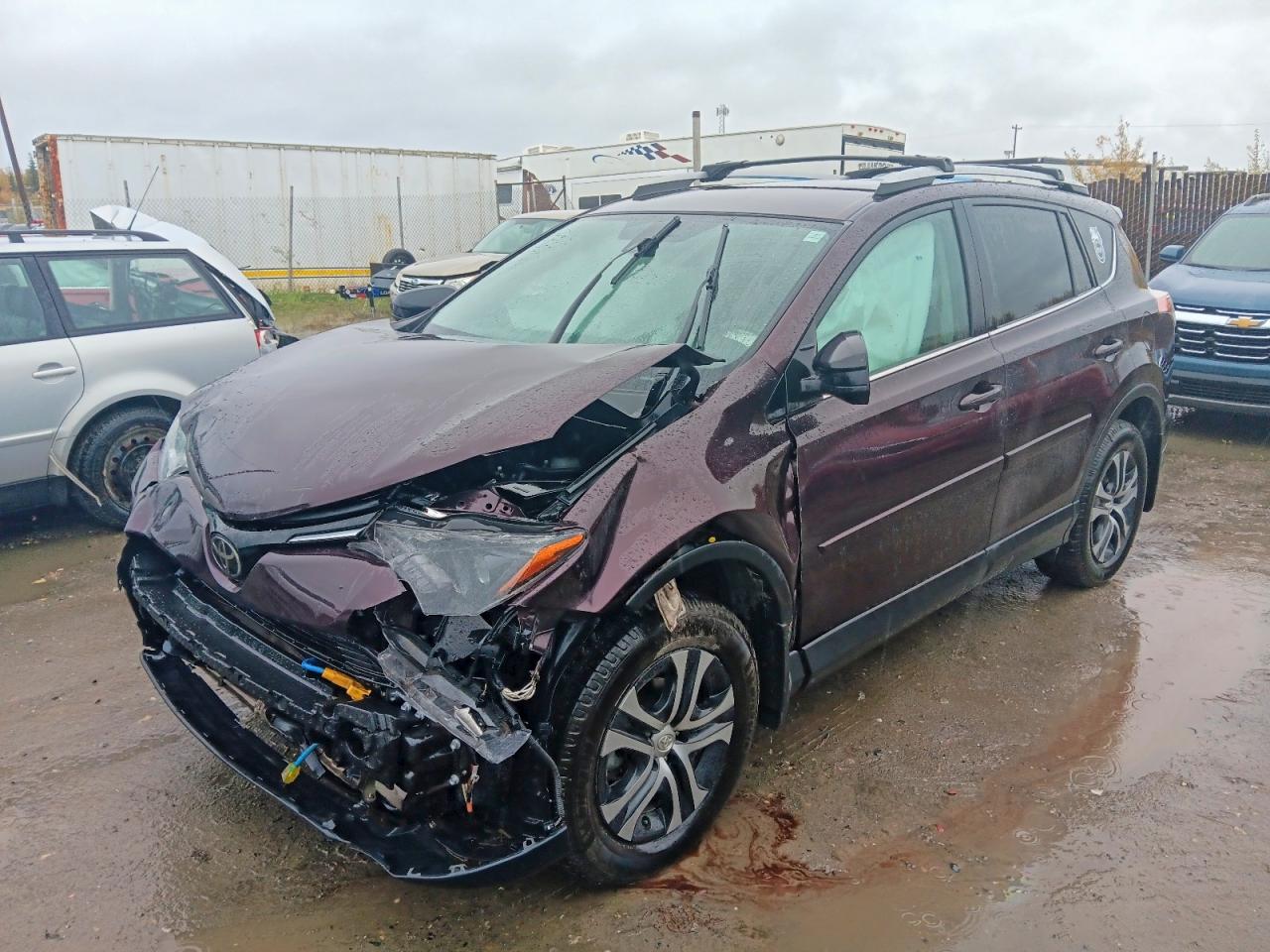 2018 TOYOTA RAV4 LE — Front 3/4