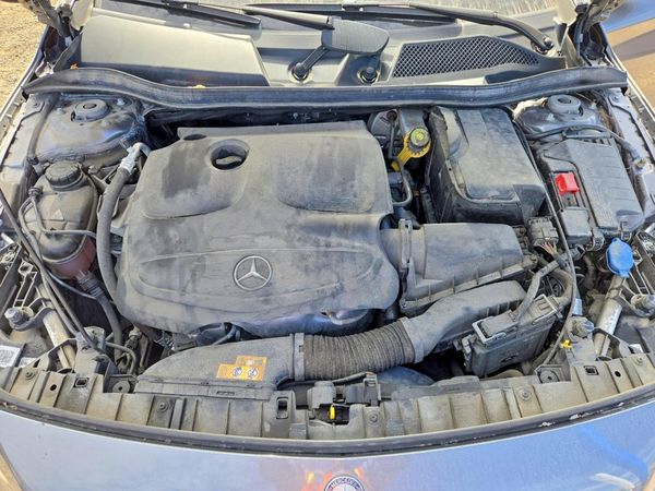 2018 MERCEDES-BENZ GLA GLA250-4M — Engine bay