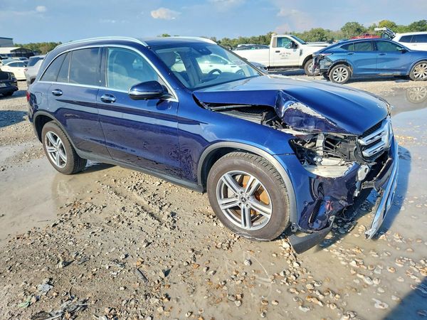 2022 MERCEDES-BENZ GLC GLC300 4MATIC — Passenger 3/4