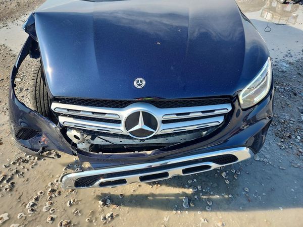 2022 MERCEDES-BENZ GLC GLC300 4MATIC — Engine bay