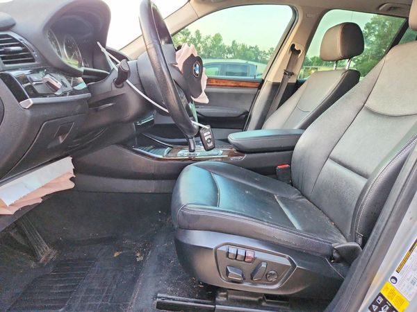 2017 BMW X3 xDrive35i — DENT