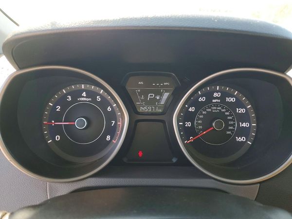 2014 HYUNDAI ELANTRA GLS(Middle)