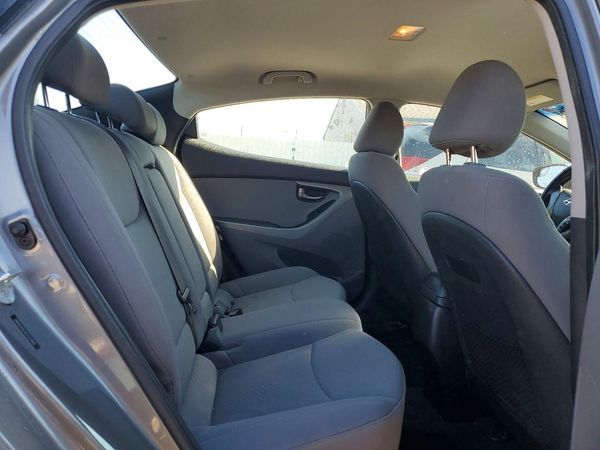 2014 HYUNDAI ELANTRA GLS(Middle)