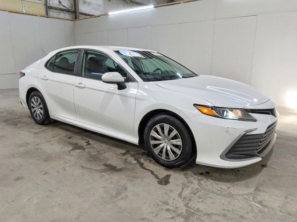 2023 TOYOTA CAMRY LE — Passenger 3/4