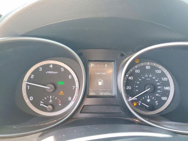 2017 HYUNDAI SANTA FE GI