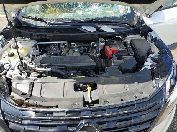 2026 NISSAN ROGUE SV — Engine bay