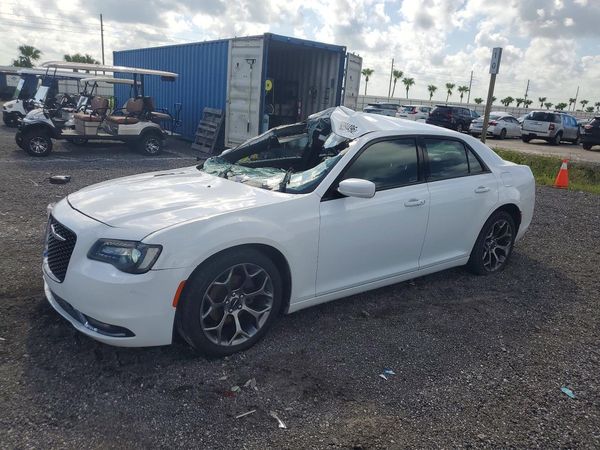 2018 CHRYSLER 300 300S — Front 3/4