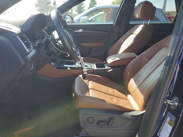 2021 AUDI Q5 quattro Premium Plus