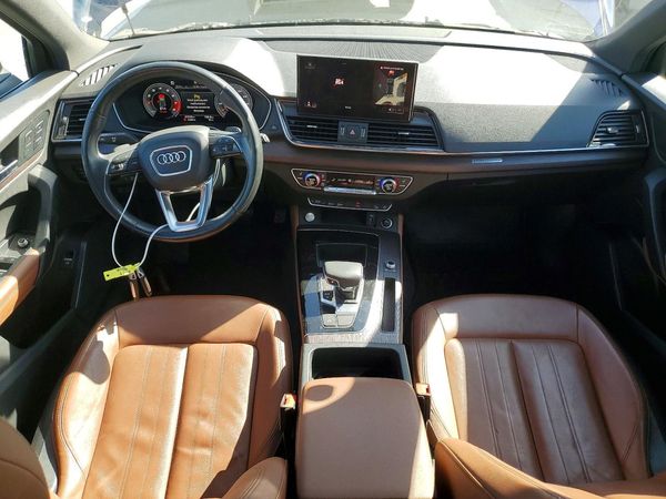 2021 AUDI Q5 quattro Premium Plus