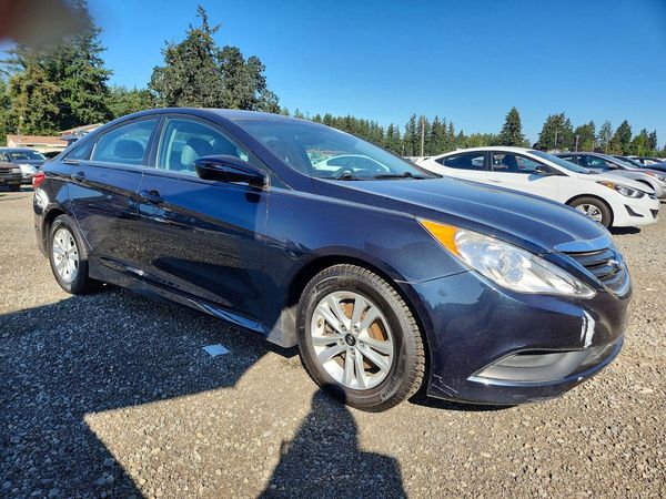 2014 HYUNDAI SONATA GLS/ GLS Popular