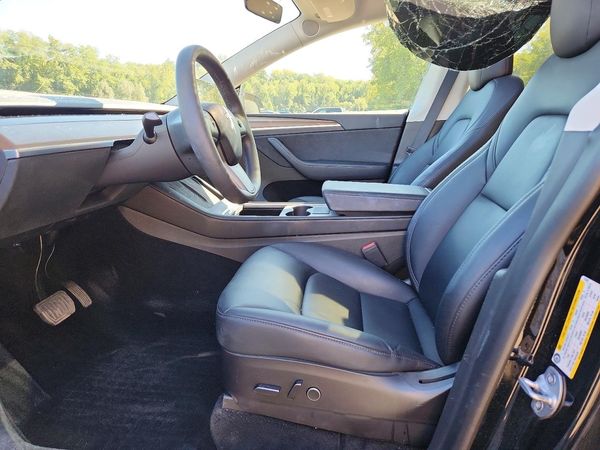 2023 TESLA MODEL Y — DENT
