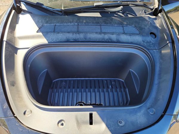 2023 TESLA MODEL Y — Engine bay