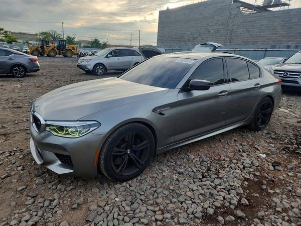 2018 BMW M5 — Front 3/4
