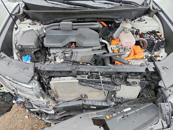 2024 HYUNDAI TUCSON — Engine bay