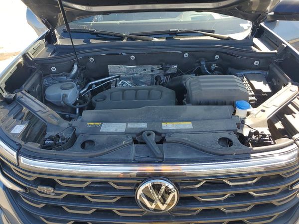 2025 VOLKSWAGEN ATLAS CROSS SPORT 4Motion SEL R-Line — Engine bay