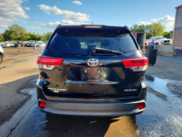 2018 TOYOTA HIGHLANDER SE/XLE — DIRR