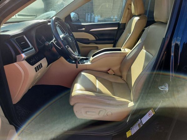 2018 TOYOTA HIGHLANDER SE/XLE — DENT