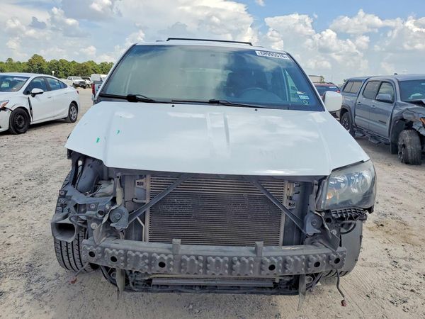2017 DODGE GRAND CARAVAN GT