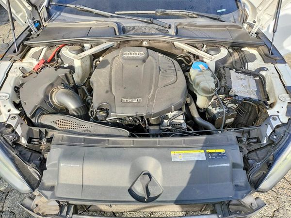 2018 AUDI A5 — Engine bay