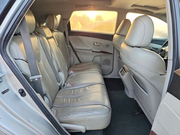 2012 TOYOTA VENZA