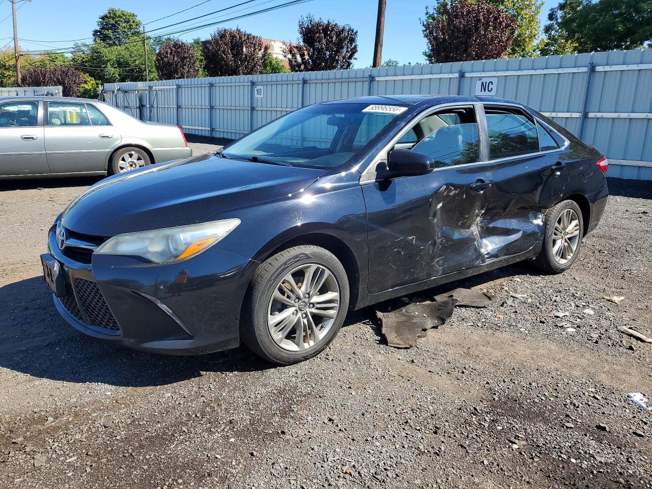 2016 TOYOTA CAMRY
