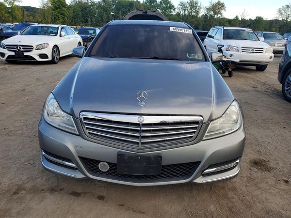 2013 MERCEDES-BENZ C C300 — DIRF