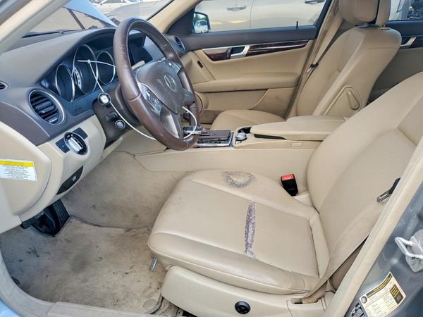 2013 MERCEDES-BENZ C C300 — DENT