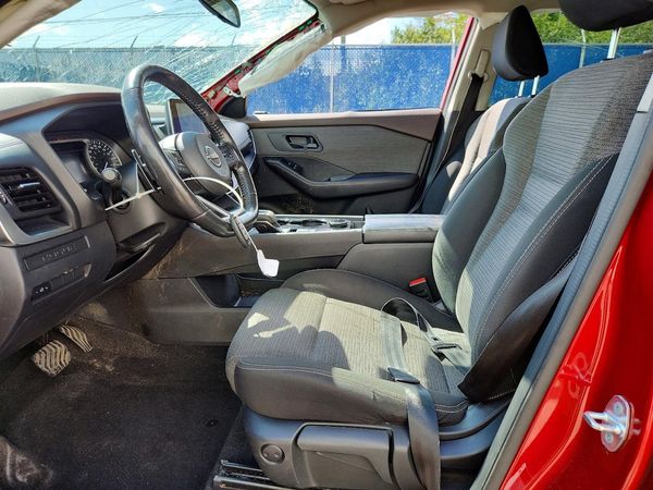 2022 NISSAN ROGUE S — DENT