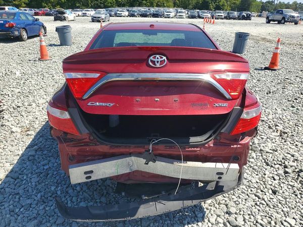 2015 TOYOTA CAMRY