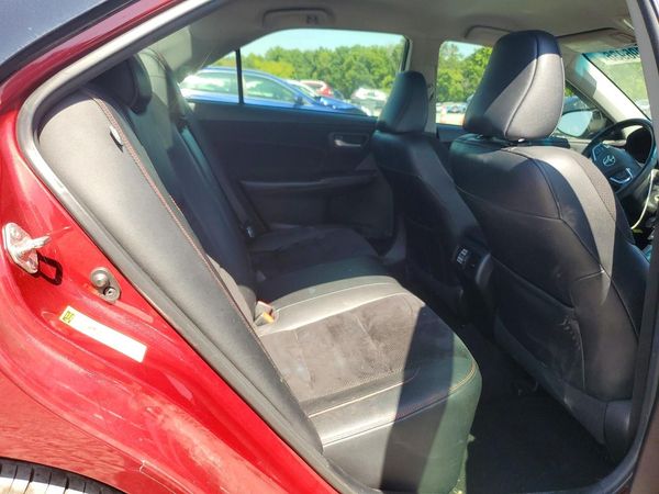 2015 TOYOTA CAMRY