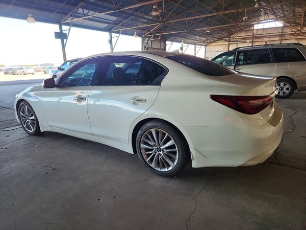 2021 INFINITI Q50 LUXE