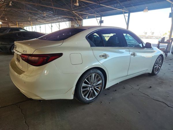 2021 INFINITI Q50 LUXE
