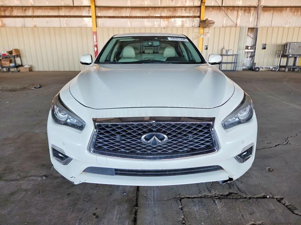 2021 INFINITI Q50 LUXE