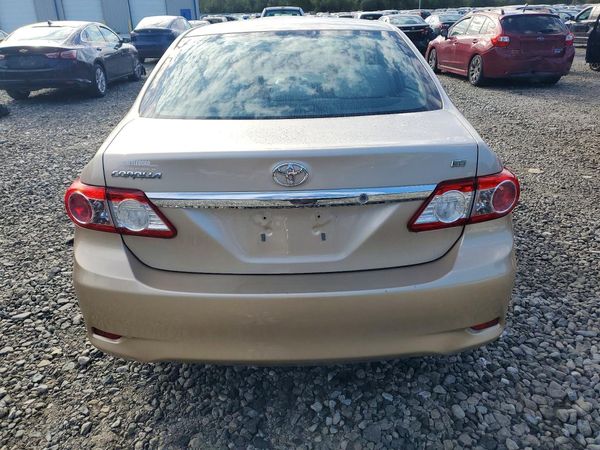 2012 TOYOTA COROLLA
