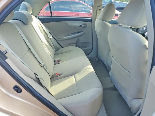 2012 TOYOTA COROLLA