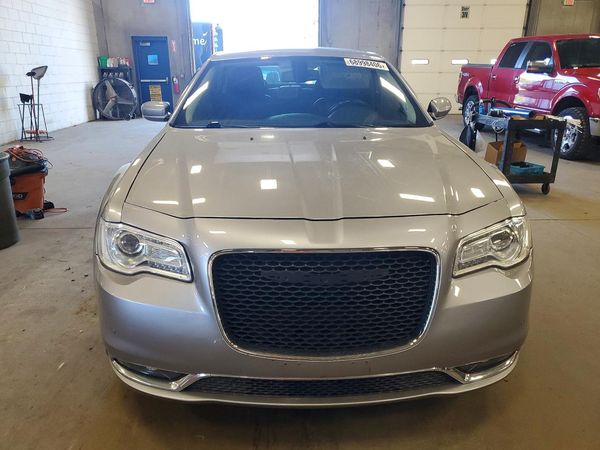 2017 CHRYSLER 300 Limited
