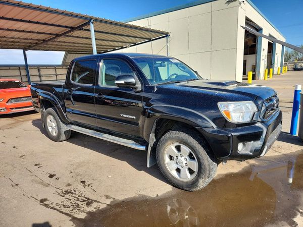 2015 TOYOTA TACOMA Delux Grade
